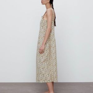 NWOT Sz S, Zara Floral Print Dress